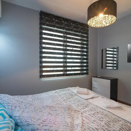 Апартамент Reаch Dreams 1 *